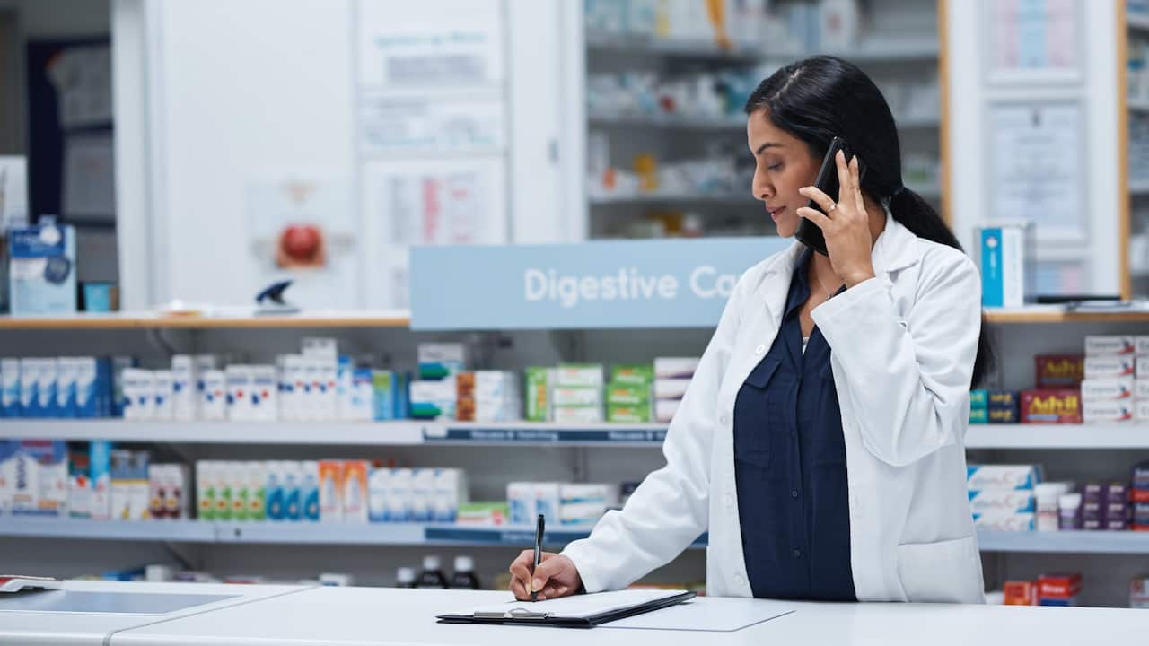 Según el gremio de farmacéuticos en Autralia, la nueva política de prescripciones por 60 días obligaría al cierre de farmacias y dejaría sin empleo a decenas de miles de personas. 