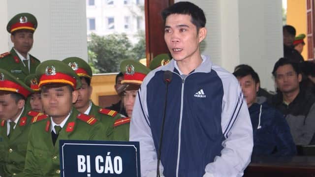 Nguyễn Ngọc Nam Phong, người tài xế trong chuyến xe chở Bình cũng bị kết án hai năm tù giam