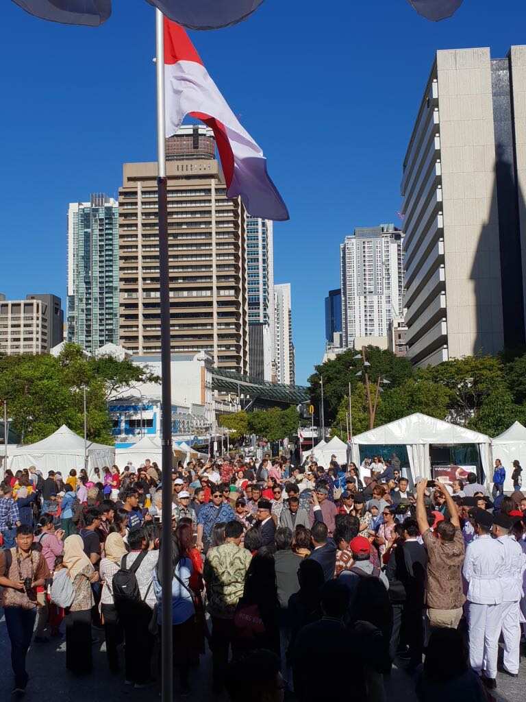 Indonesian Ambassador to Australia, Mr Kristiarto Legowo amongst Indonesian at King George Square, Brisbane.