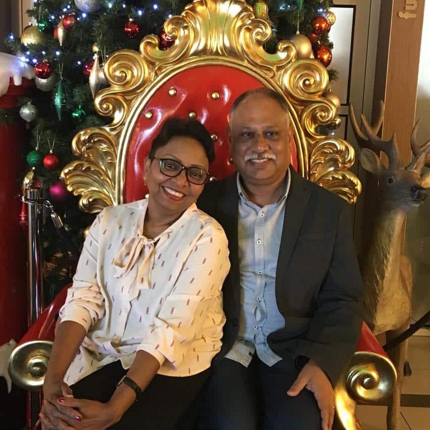 Ahahbaz Aftab with wife Jasmine