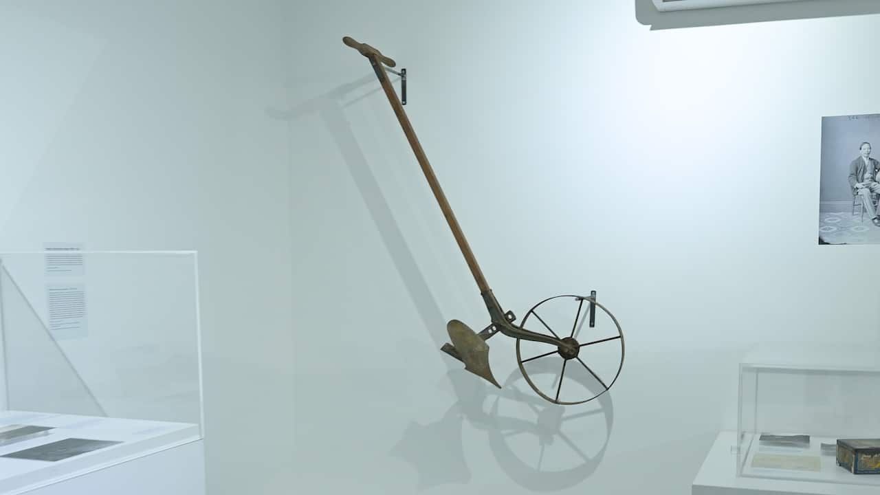 Exhibit displayed at "Our Journeys I Our Stories" at Hurstville Museum & Gallery.