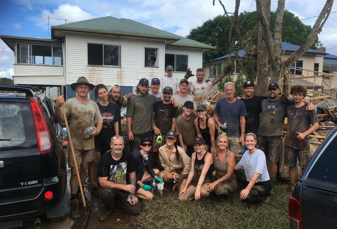 volunteers clean up lismore after flood