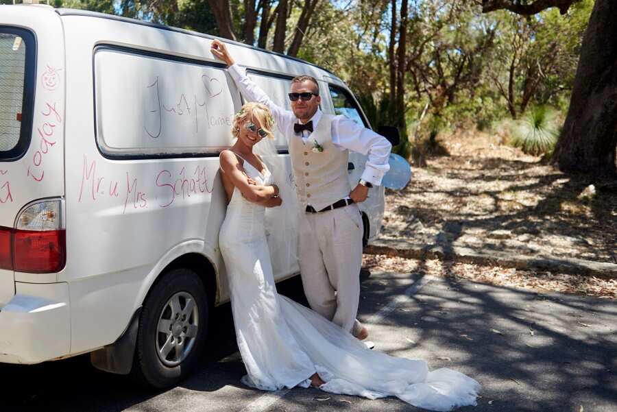 Jede Hochzeit hat ihren eigenen Charme (Anthea_Kirkman_Thelovestory.com)