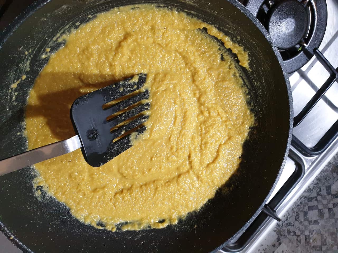 Stir the milk till it thickens