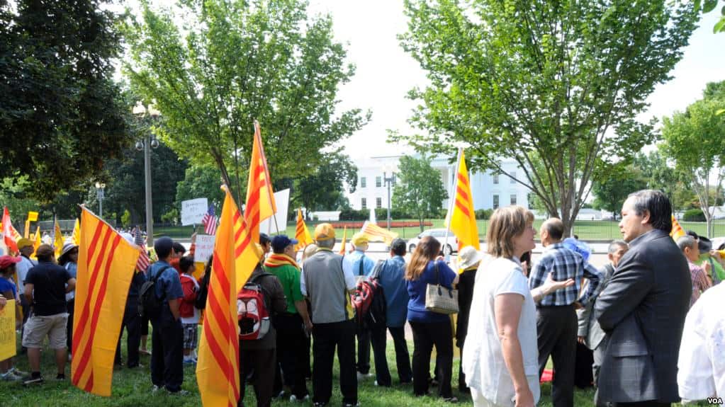 Biểu tình phản đối chuyến thăm Mỹ của Thủ Tướng Phúc 