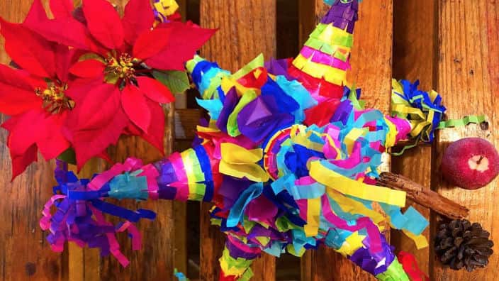 Piñata navideña