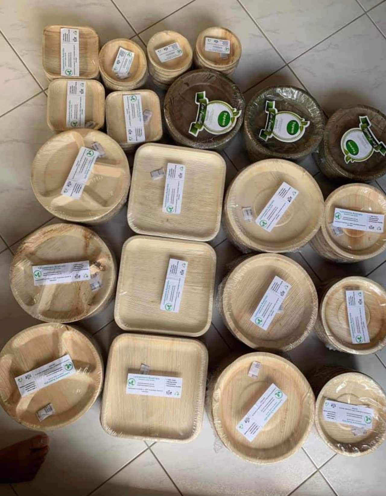 biodegradable plates and bowl.