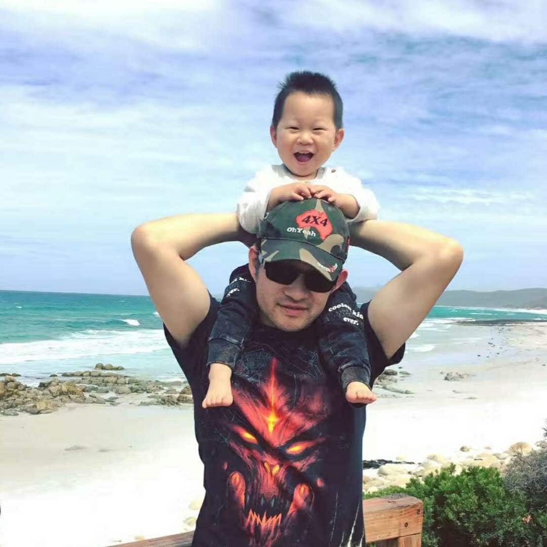 Roy周师傅和孩子