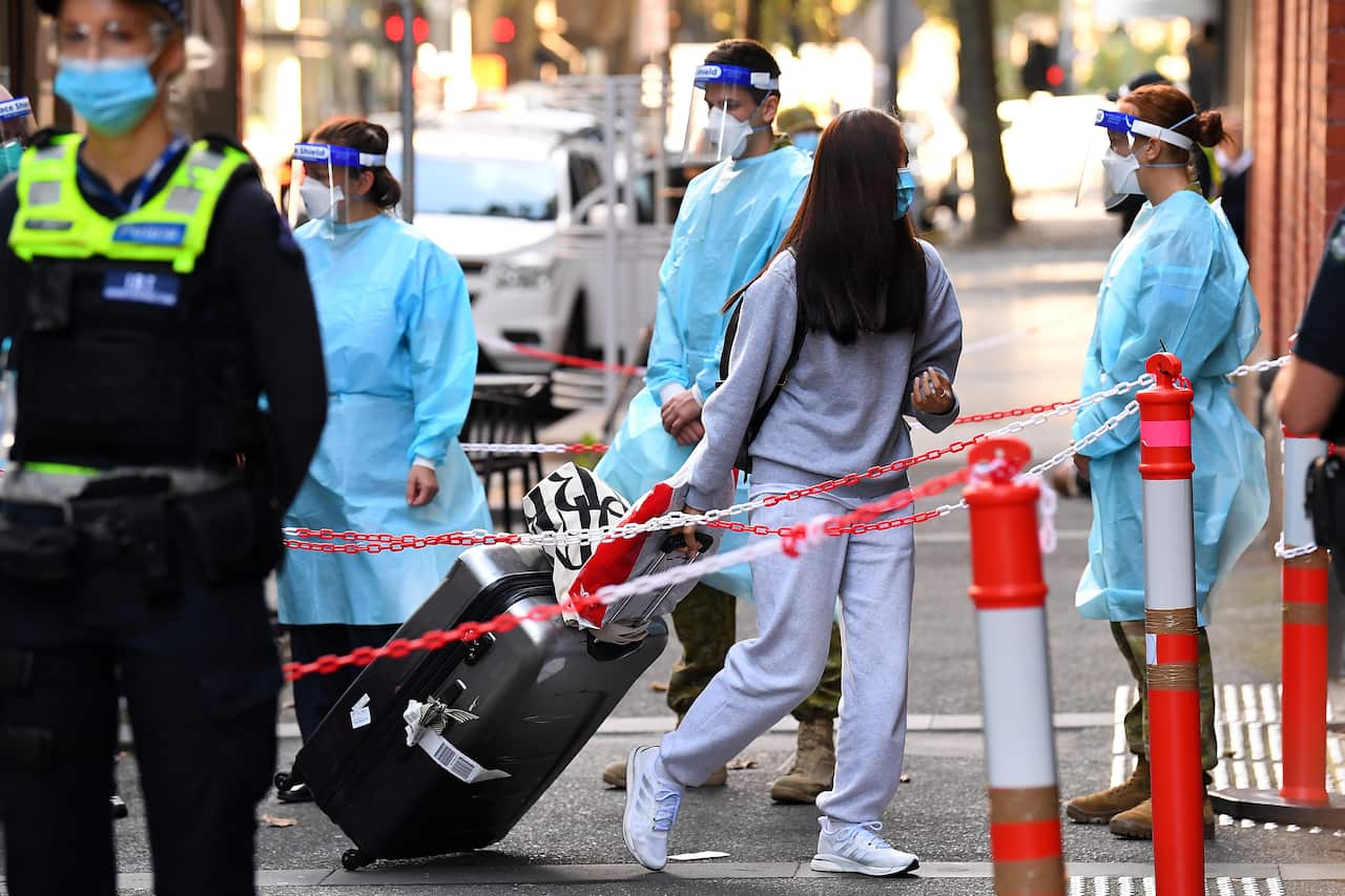 More than 100 returned travellers are set to arrive in Melbourne on Thursday in an early test of Victoria's third iteration of the hotel quarantine program. (AAP Image/James Ross) NO ARCHIVING