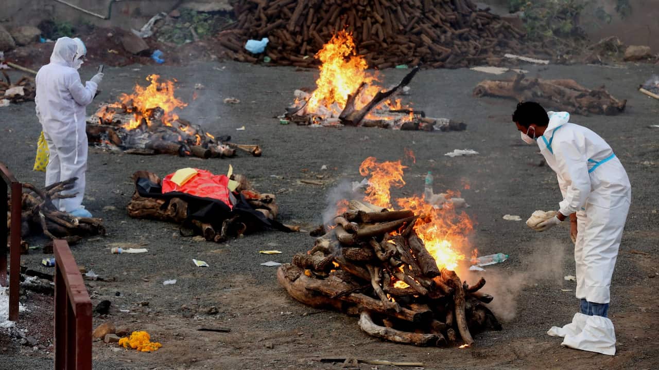 India recorded its highest daily spike of COVID-19 cases 