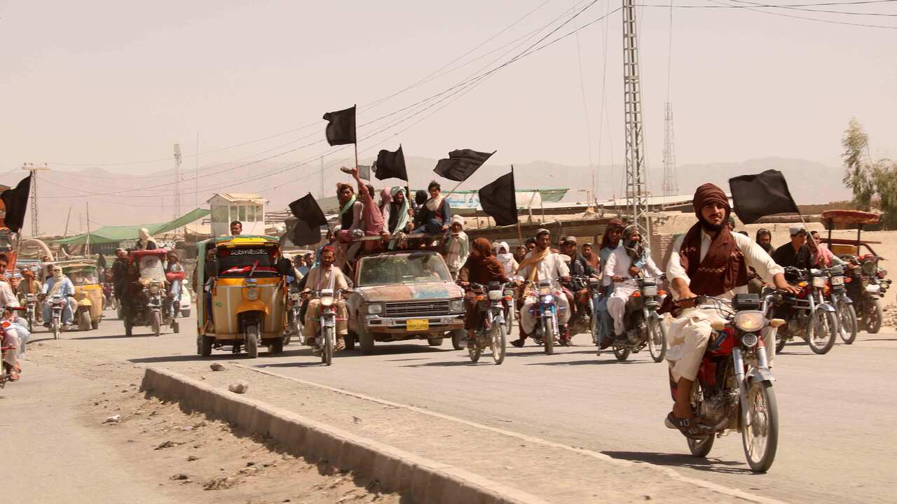 Taliban's shadow governor for Kandahar province on 05 August issued a statement that announced the closing down of the border with Pakistan at Chaman, and said Islamabad should relax rules for crossing the frontier. 
