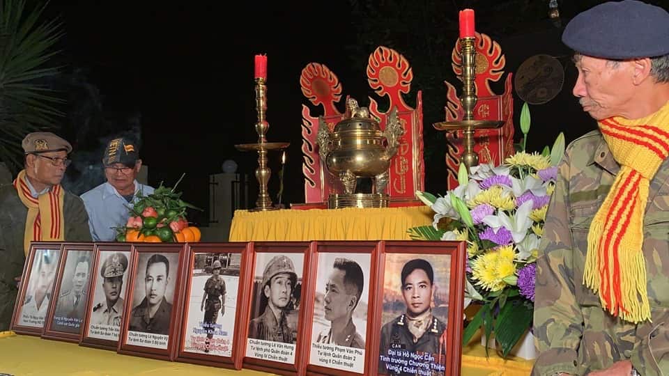 Di ảnh của các sĩ quan QLVNCH đã tự sát khi Sài Gòn thất thủ 30/4/1975 tại Trung tâm Sinh hoạt Cộng đồng Bonnyrigg.