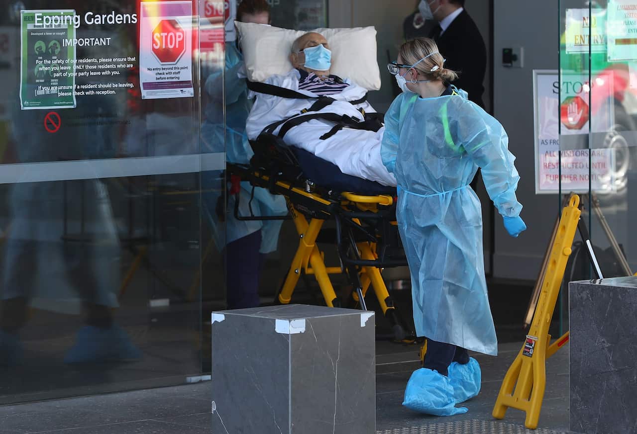 Victorian coronavirus cases rise by 15 as Melbourne's 14-day average nudges higher