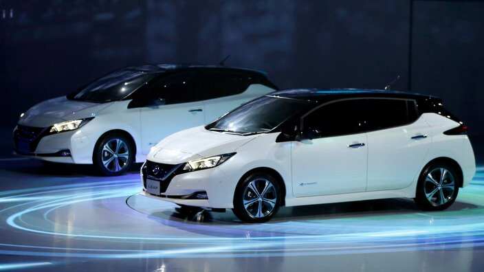 New Nissan LEAF electirc vehicles