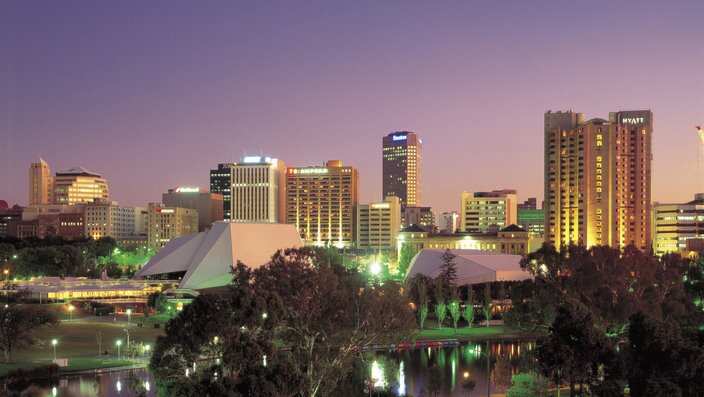 Adelaide skyline. (AAP Image/South Australian Tourism) NO ARCHIVING, EDITORIAL USE ONLY
