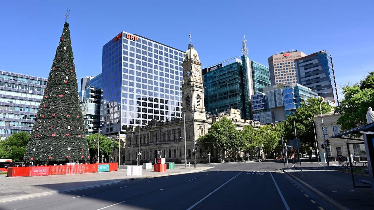 A general view of the CBD on day one of the lockdown in Adelaide, Thursday, November 19, 2020. South Australia will go into lockdown for six days, with a range of restrictions to provide a "circuit-breaker" and help control a worrying cluster of COVID-19 