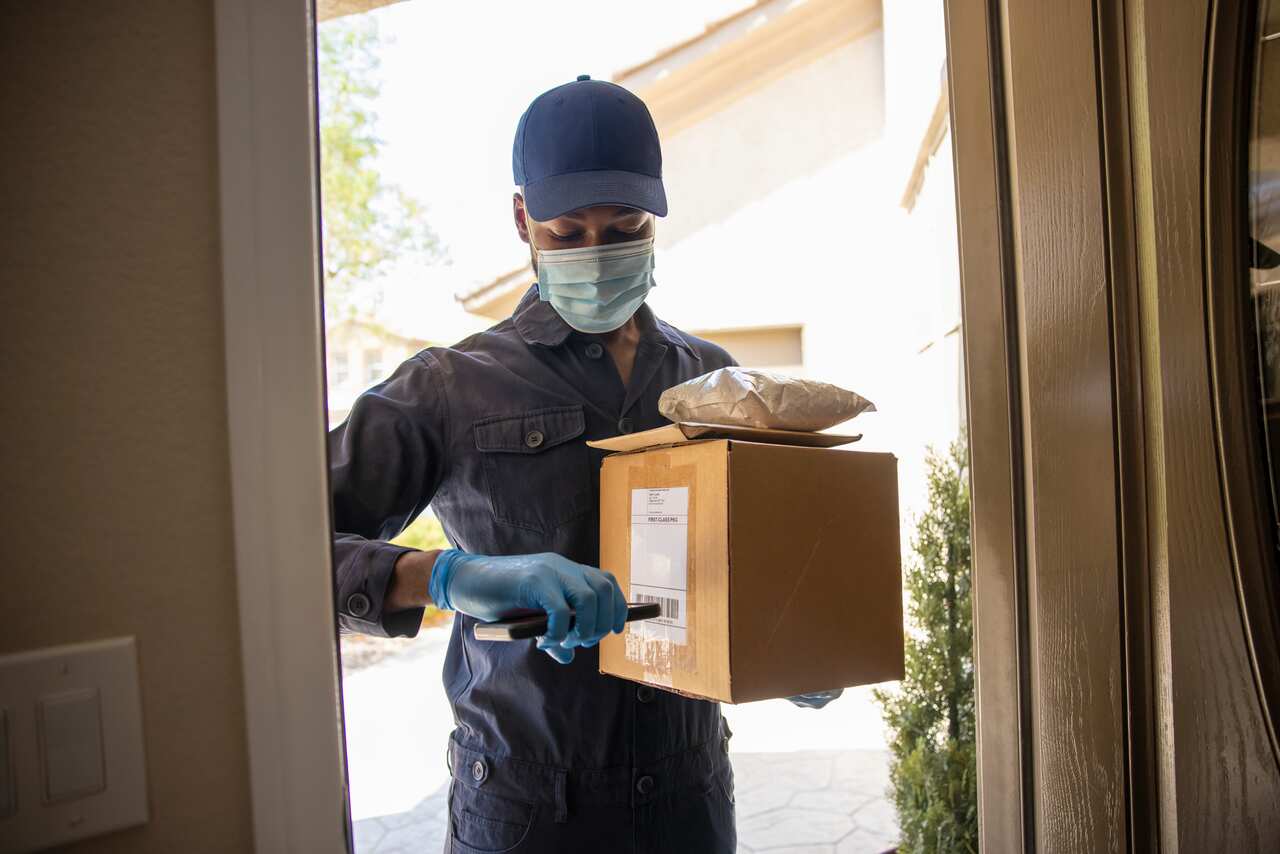 Australia Post may ban perishable foods from being sent
