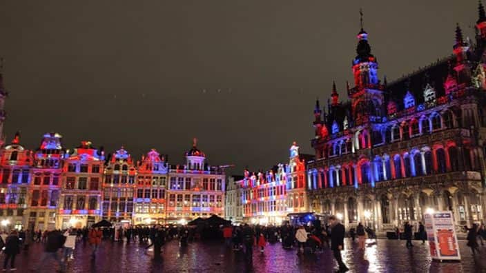 Площада на Брюксле на прага на зимата и в оковите на Ковид-19. 