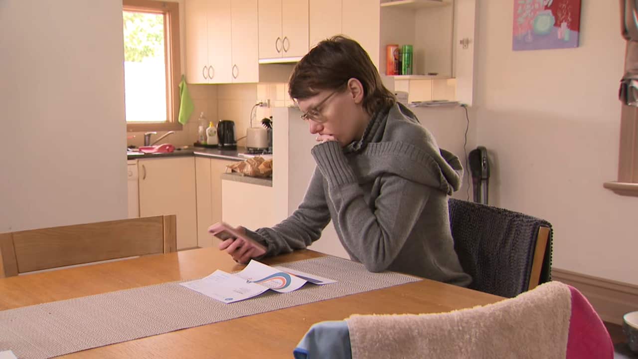 Cassandra Francisco worries about her JobSeeker cut 