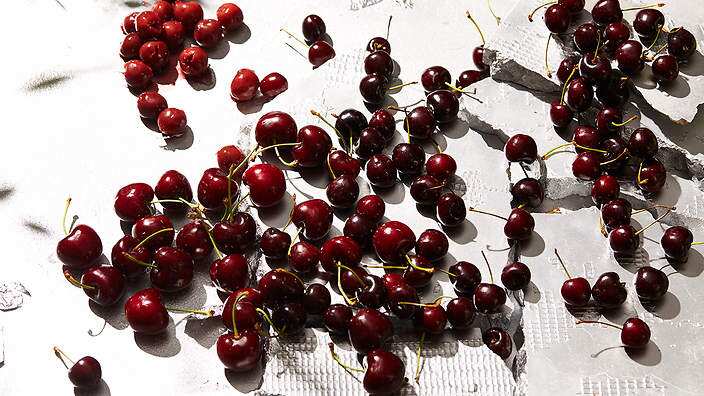 cherries-02_0.jpg