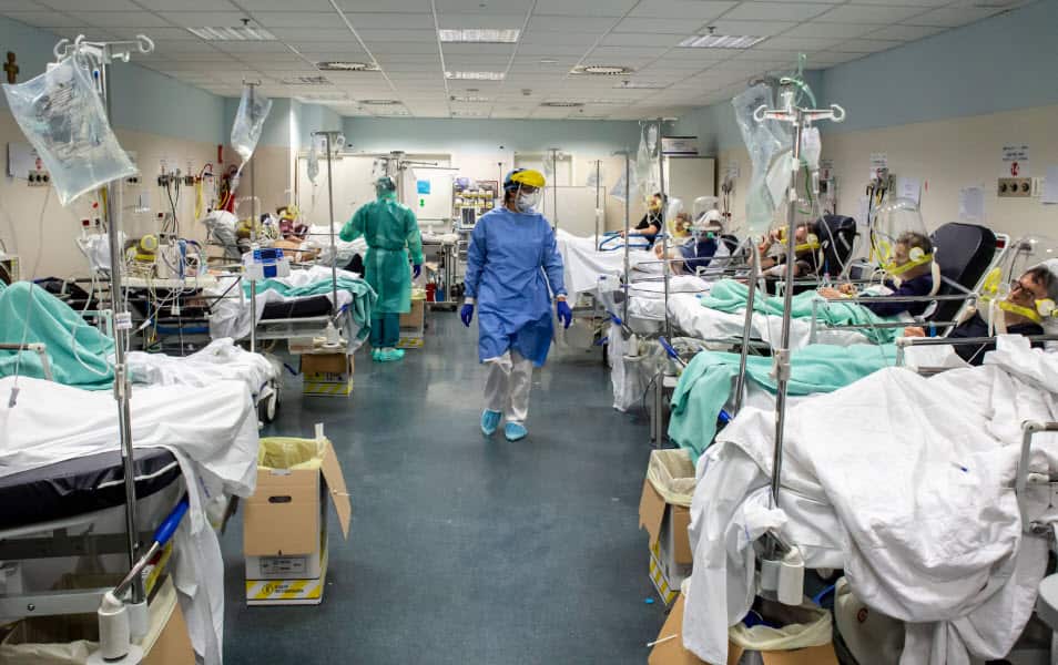 John VVIII hospital, Bergamo, Italy. COVID-19 patients in the ER.