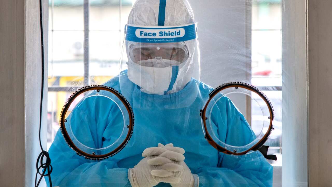 Australia nears 12,000 COVID deaths 