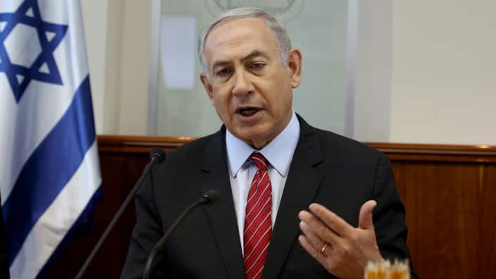 Israeli Prime Minister Benjamin Netanyahu gestures as he opens the weekly cabinet meeting at his Jerusalem office on Sunday, Sept. 11, 2016. (Gali Tibbon, Pool via AP)
