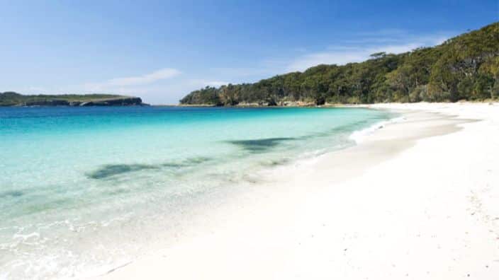 Най-белите пясъци в света - залива Джървис. 