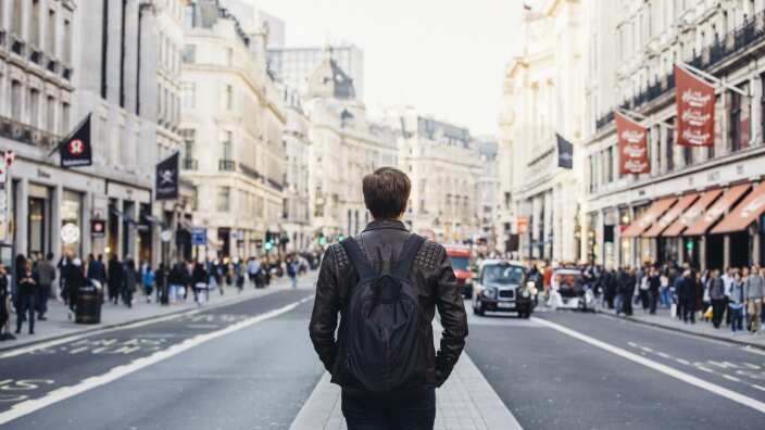 A survey conducted in 2016 by Lifeline found 60 per cent of Australians felt lonely, while 82 per cent of respondents felt loneliness is increasing.