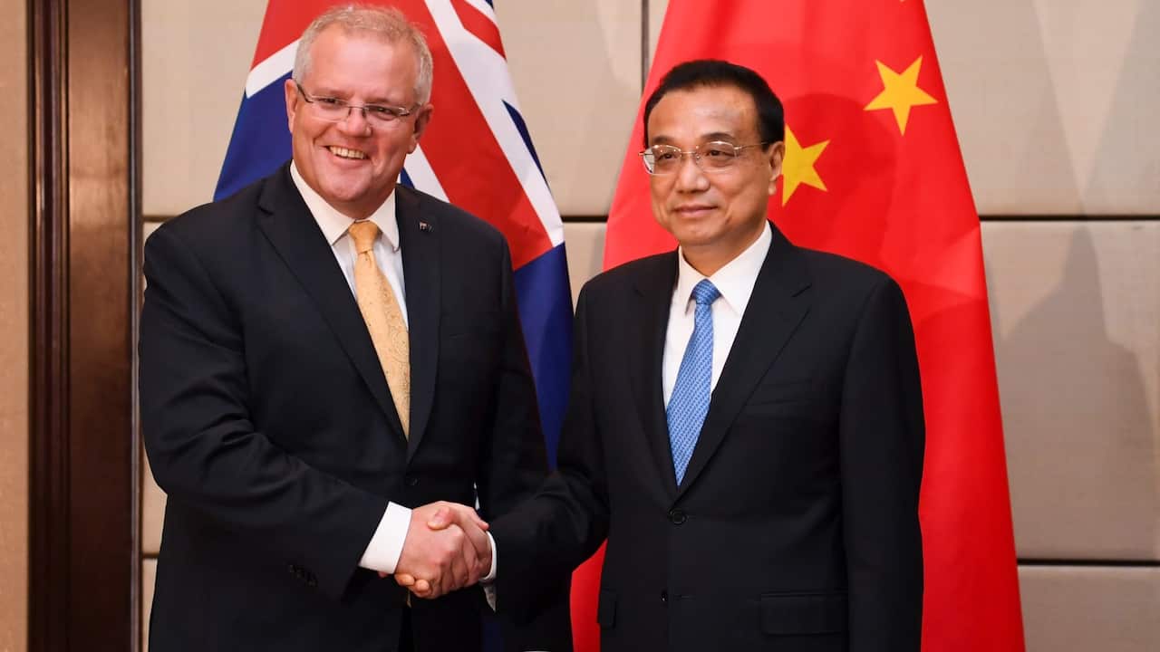 Australian Prime Minister Scott Morrison (left) with Premier of the People's Republic of China Li Keqiang