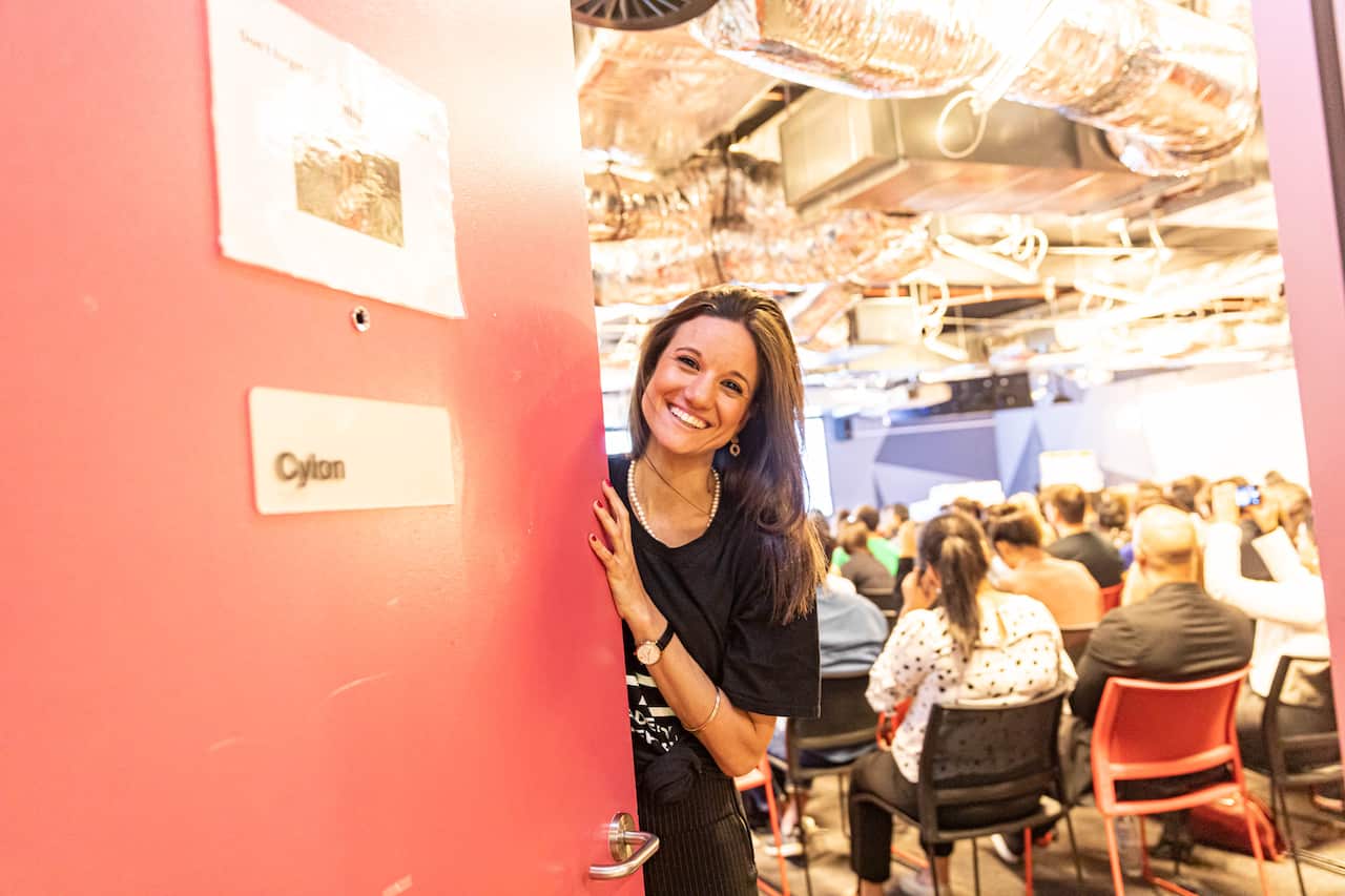 Paula Mills: "Por muitas gerações, o 'business' era focado em fazer dinheiro e previa prejuízos da natureza, etc. Agora, falamos em empreendedorismo social"