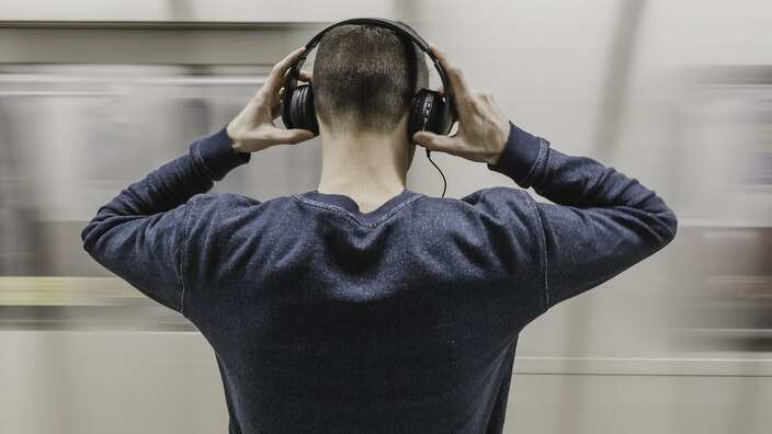 Headphones that go over your ears can also damage your hearing if you use them too long or play music too loudly. 