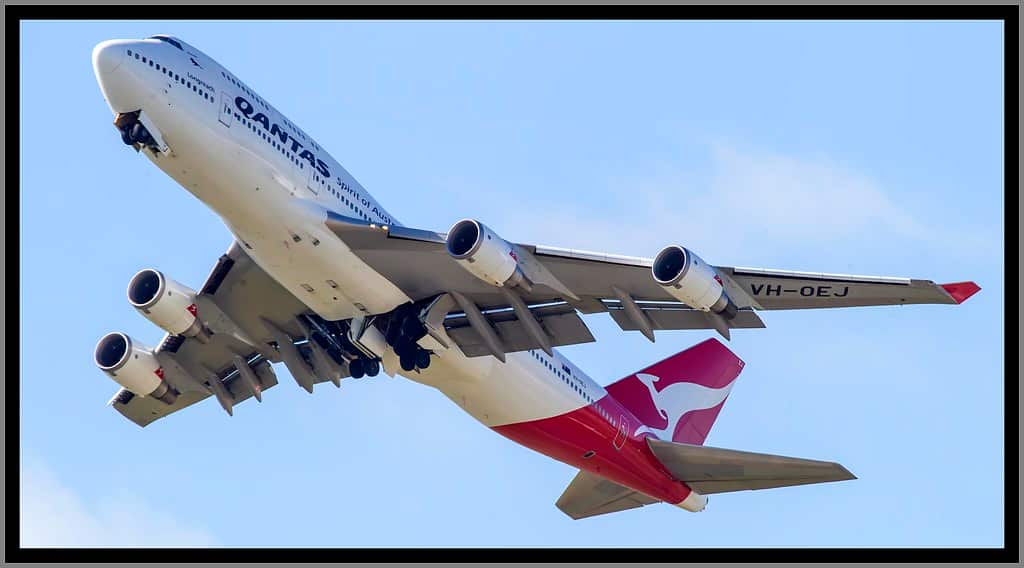 Qantas plane