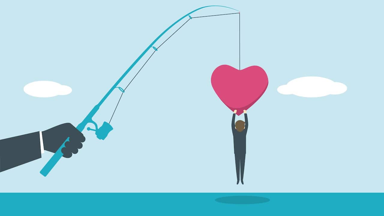 ACCC says romance scammers increasingly move to new apps.