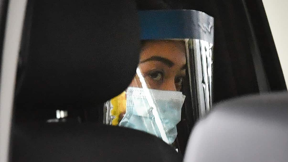 Sarah Caisip de Canberra no pudo asistir al funeral de su padre Bernard Prendergast en Brisbane, Queensland, debido a las restricciones por COVID-19.