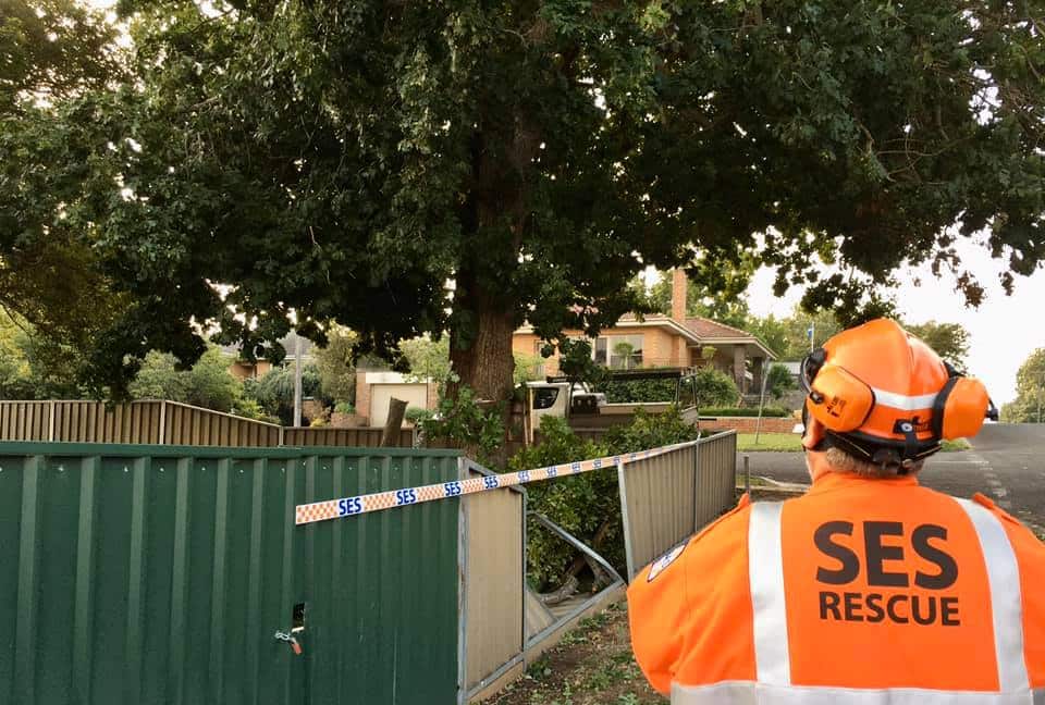 SES  volunteer responding to an emergency