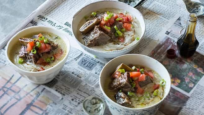 Soto Tangkar Betawi – Luke Nguyen, Luke Nguyen's ‘Street Food Asia’.