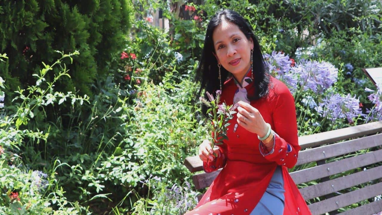 Chị Lâm Anh Đào, tác giả của FB Lam Anh Dao chia sẻ các công thức nấu ăn