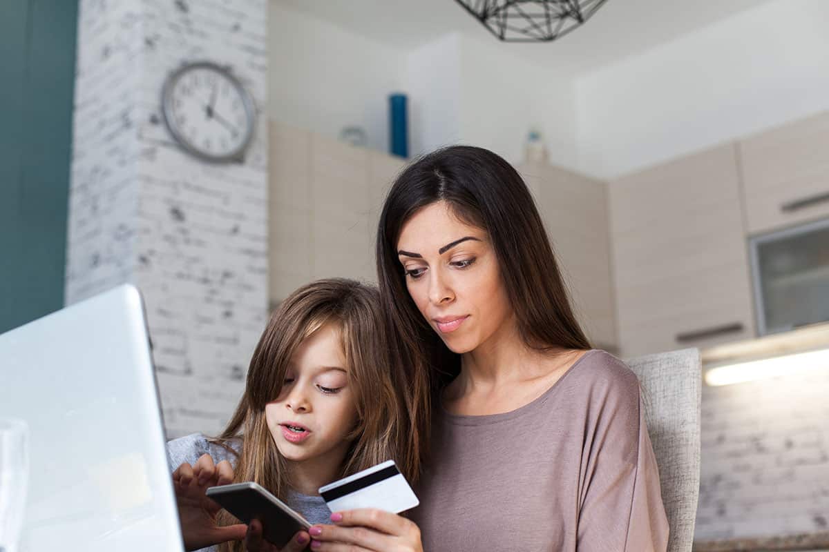 Family Shopping Online