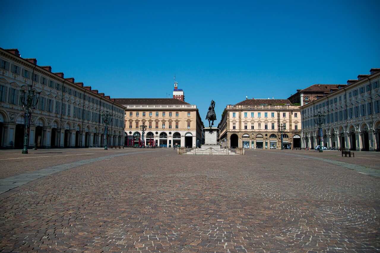 Torino, piazza San Carlo deserta