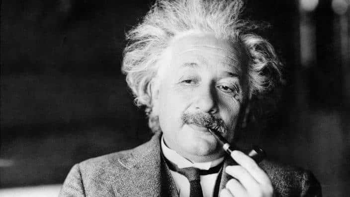  Albert Einstein