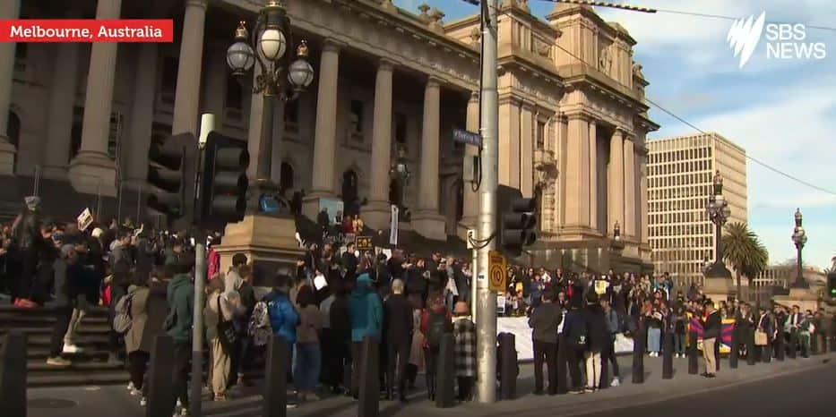 Australian protesters march in support of Hong Kong pro-democracy protesters