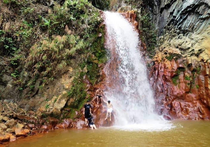 Pulangbato Falls in Dumaguete