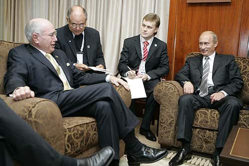 Pyotr Patrushev interpreting for John Howard and Vladimir Putin in Sydney 7 September 2007