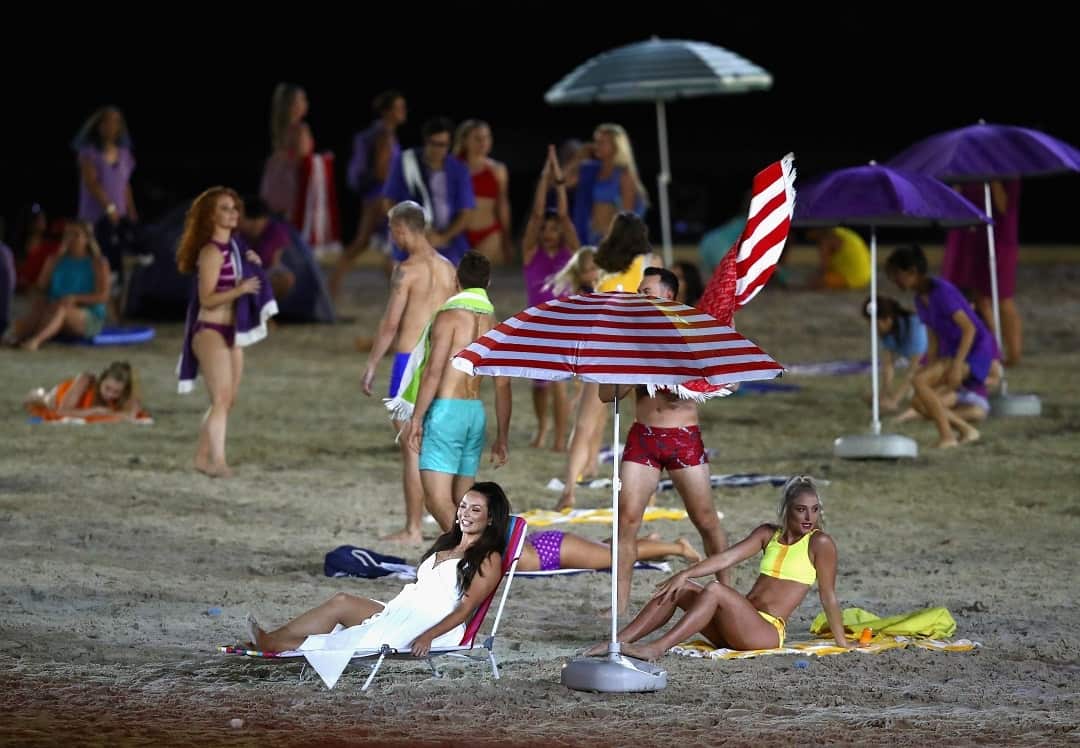 ริคกิ-ลี คูลเทอร์ หนึ่งในนักร้องที่รวมแสดง ซึ่งรวมไปถึง คริสติน อานู, เดลตา กูดเร็ม และแรปเปอร์จากหมู่เกาะ ทอร์เรสสเตรท มาอู พาวเวอร์