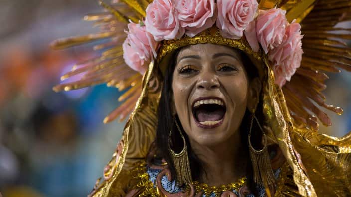 A reveller of the Beija-Flor samba school performs during the second night of Rio's Carnival at the Sambadrome in Rio de Janeiro, Brazil, on February 13, 2018. / AFP PHOTO / Mauro PIMENTEL        (Photo credit should read MAURO PIMENTEL/AFP/Getty Images)