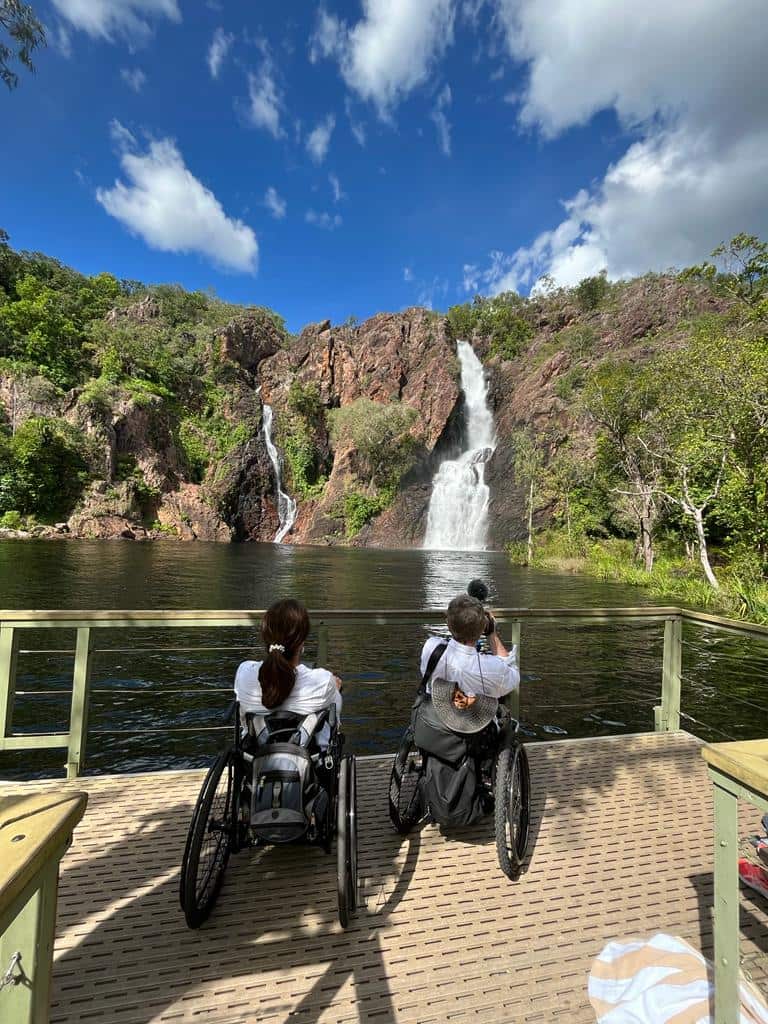 Rocca en las cascadas del parque nacional Litchfield en Darwin.