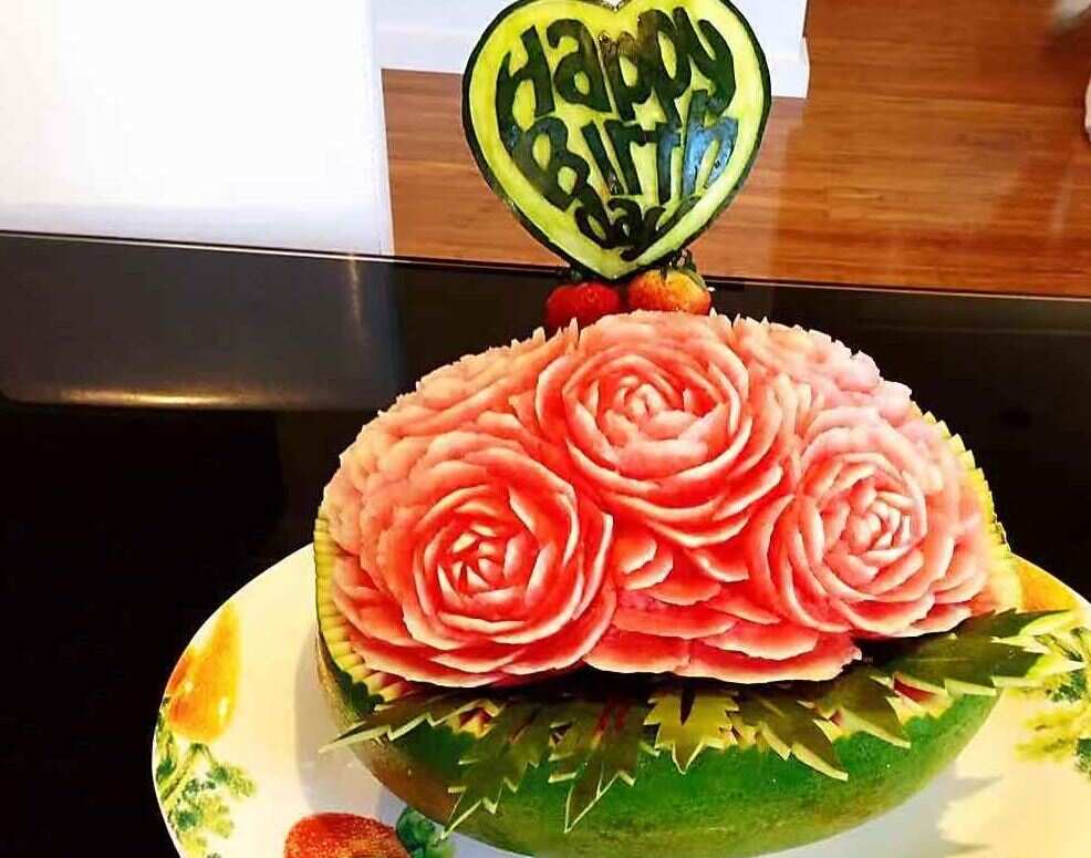 Gerry's melon carving works