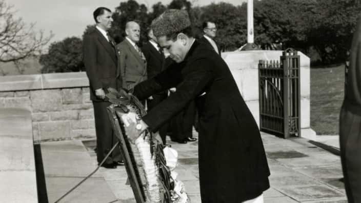 Sadiq Bux laying a wreath at the Perth War Memorial circa 1950's