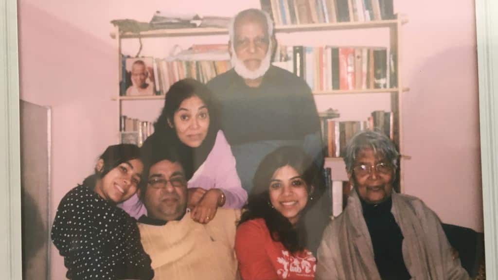 Saleha Singh with her parents